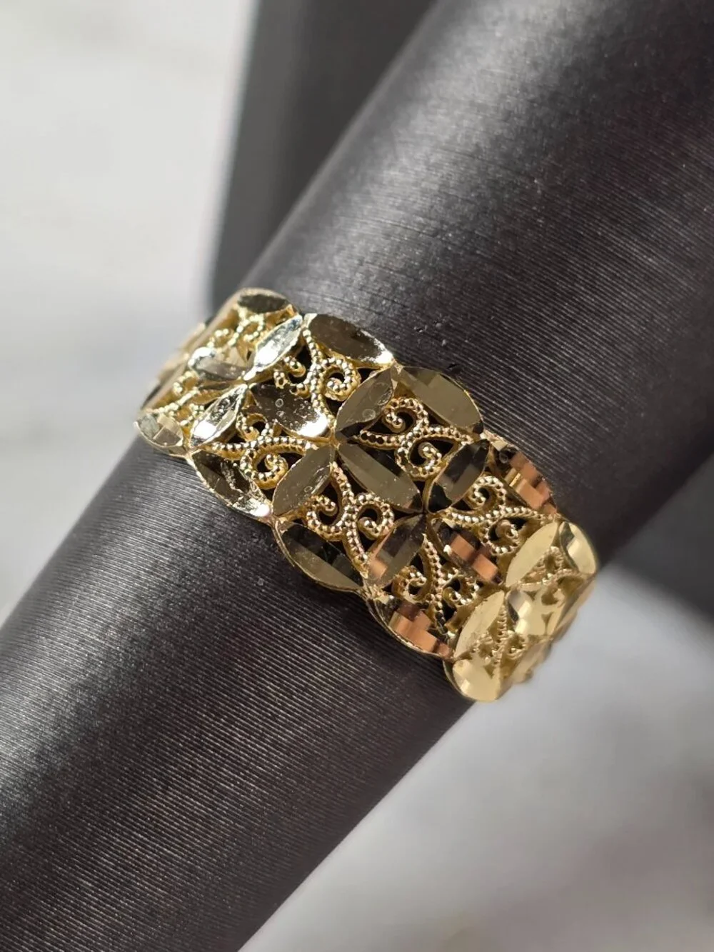 Womens 10K Yellow Gold Modernist Filigree Ring 1.5g E7941